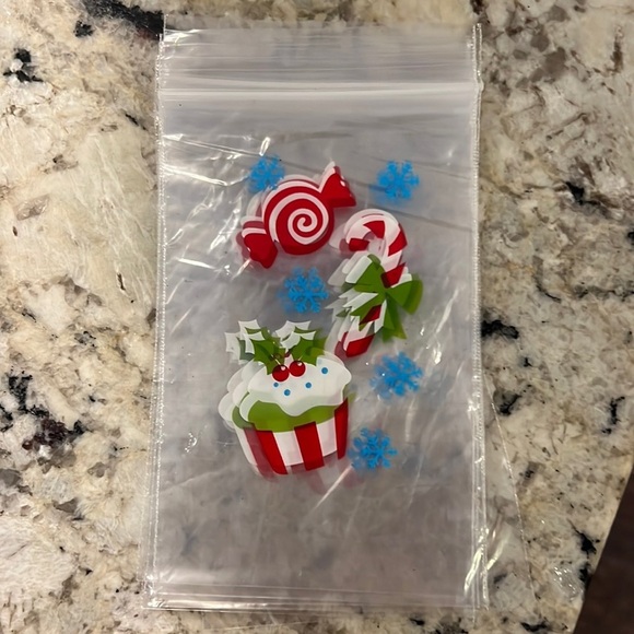 Other - Set of 7 Christmas holiday decor plastic ziploc closure treat favor bags 4” x 6”